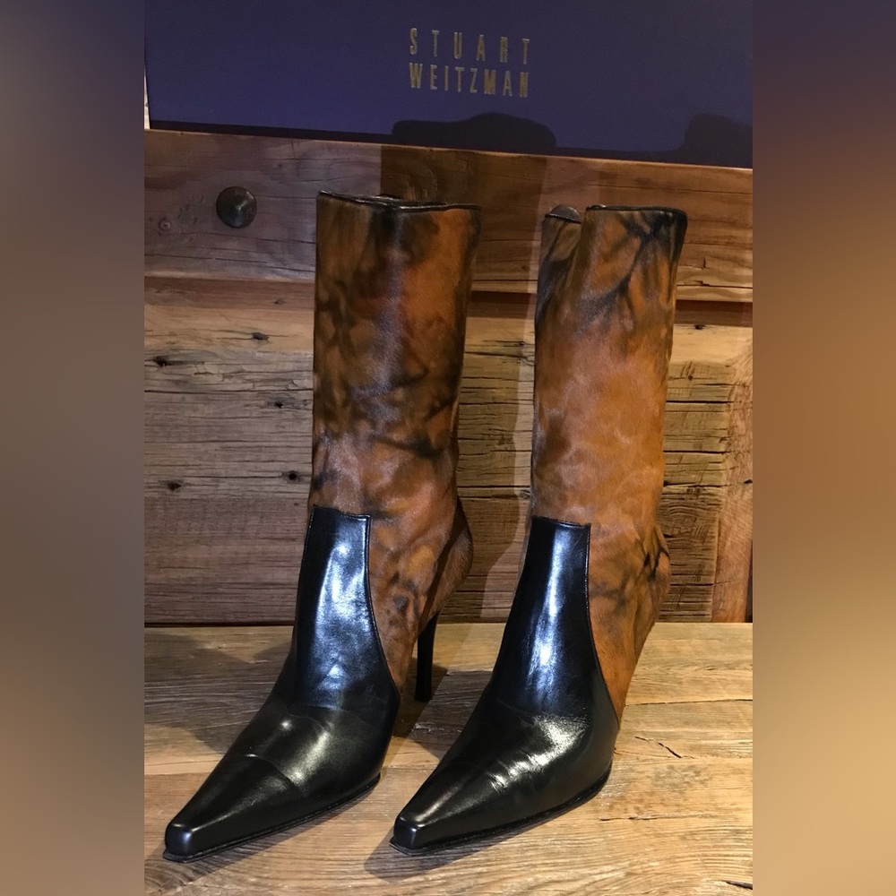 Stuart Weitzman Black and Brown Two-Tone Pointed Toe Heeled Boots